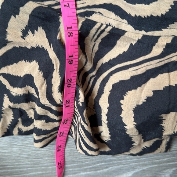 GANNI Tiger-Print Wrap Blouse Small - Picture 12 of 12